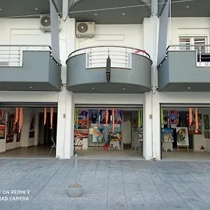 Artistic Rent & Ξενοδοχείο με διαμερίσματα Nea Kallikrateia