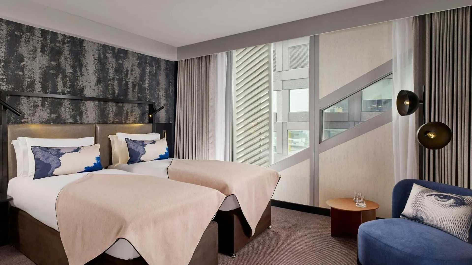 Montcalm East, Autograph Collection Hotel London